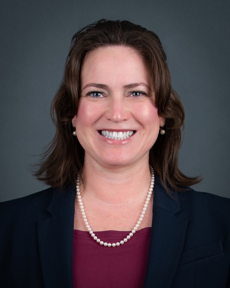 Suzanne King